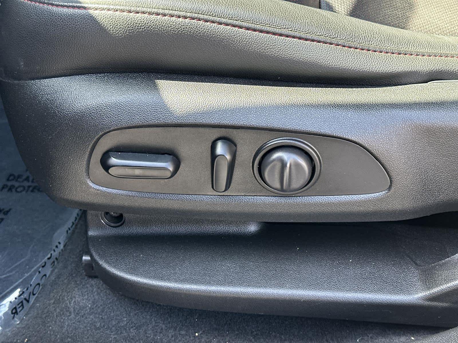 Thumbnail: 2020 Chevrolet Blazer - 23