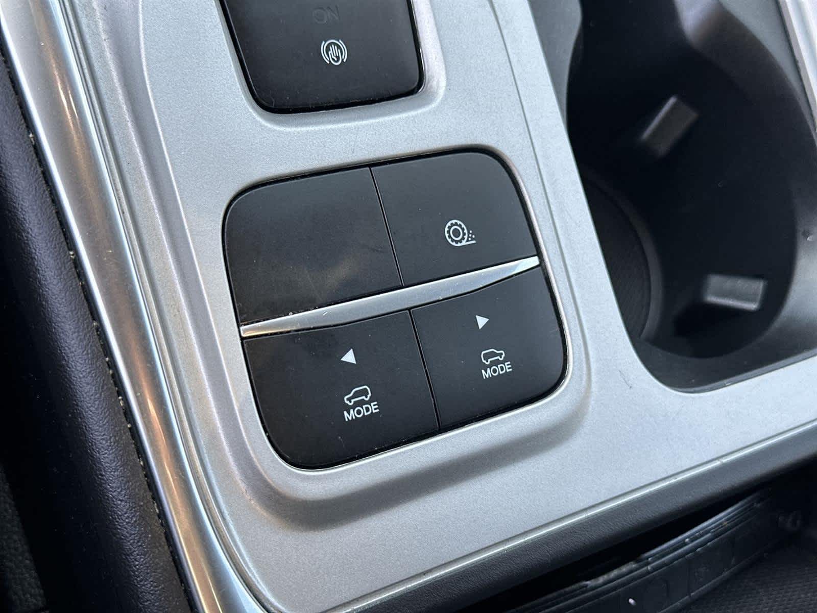 Thumbnail: 2023 Ford Explorer - 28