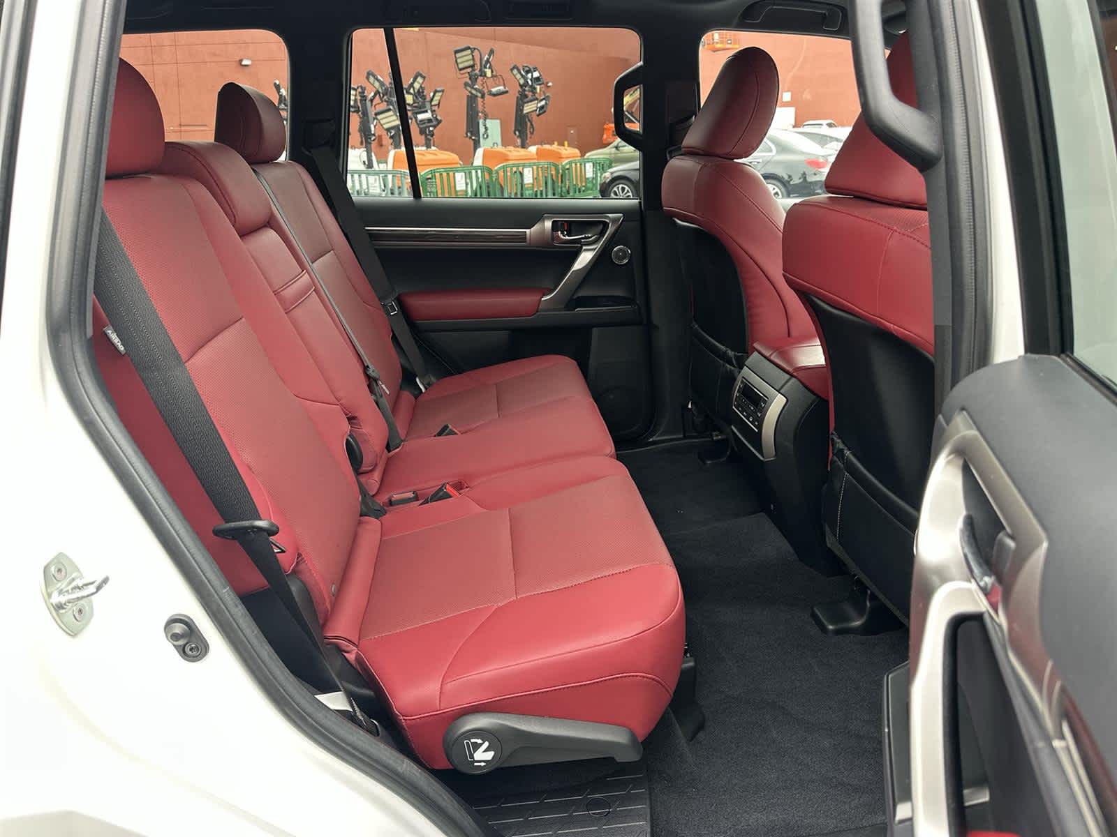 Thumbnail: 2023 Lexus GX - 13