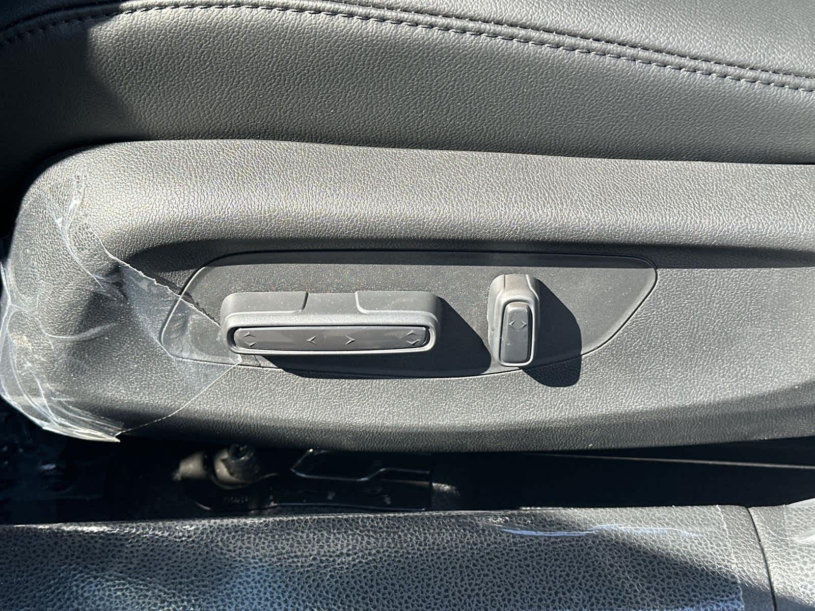 Thumbnail: 2026 Acura Integra - 22