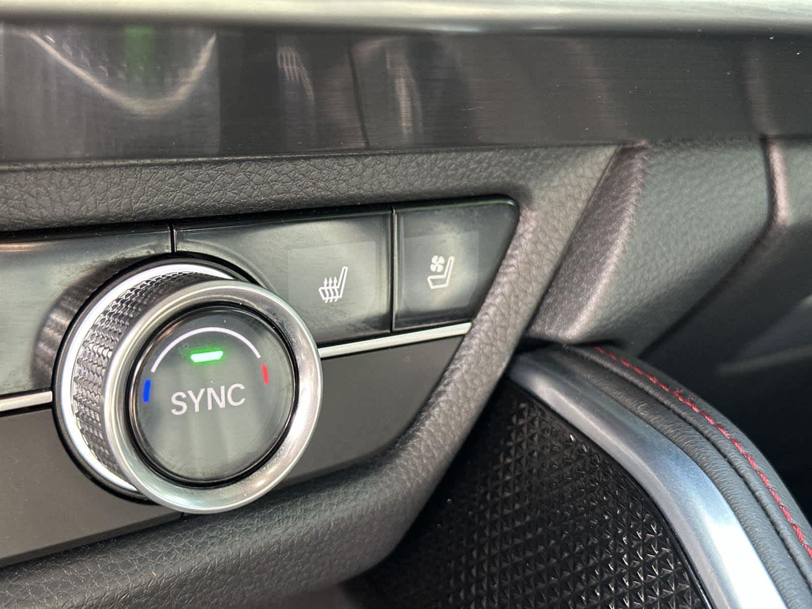 Thumbnail: 2025 Acura ADX - 26