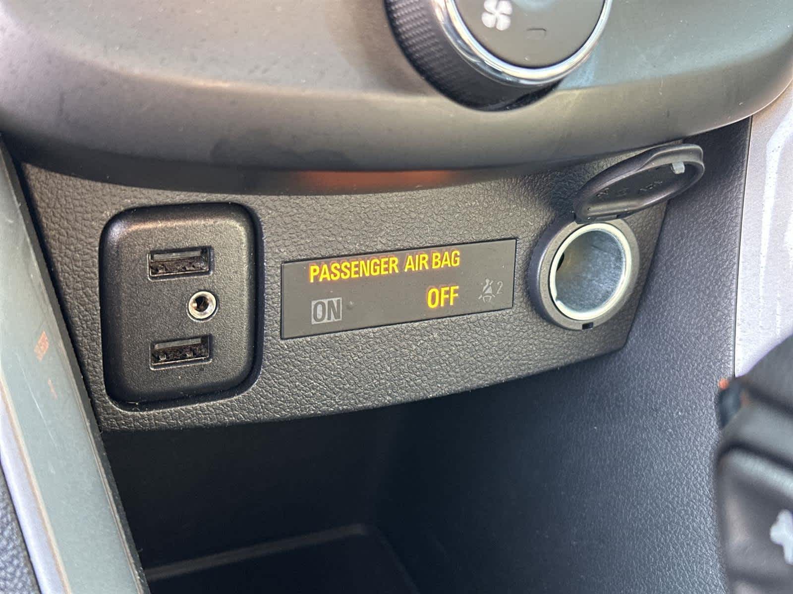 Thumbnail: 2018 Chevrolet Trax - 25