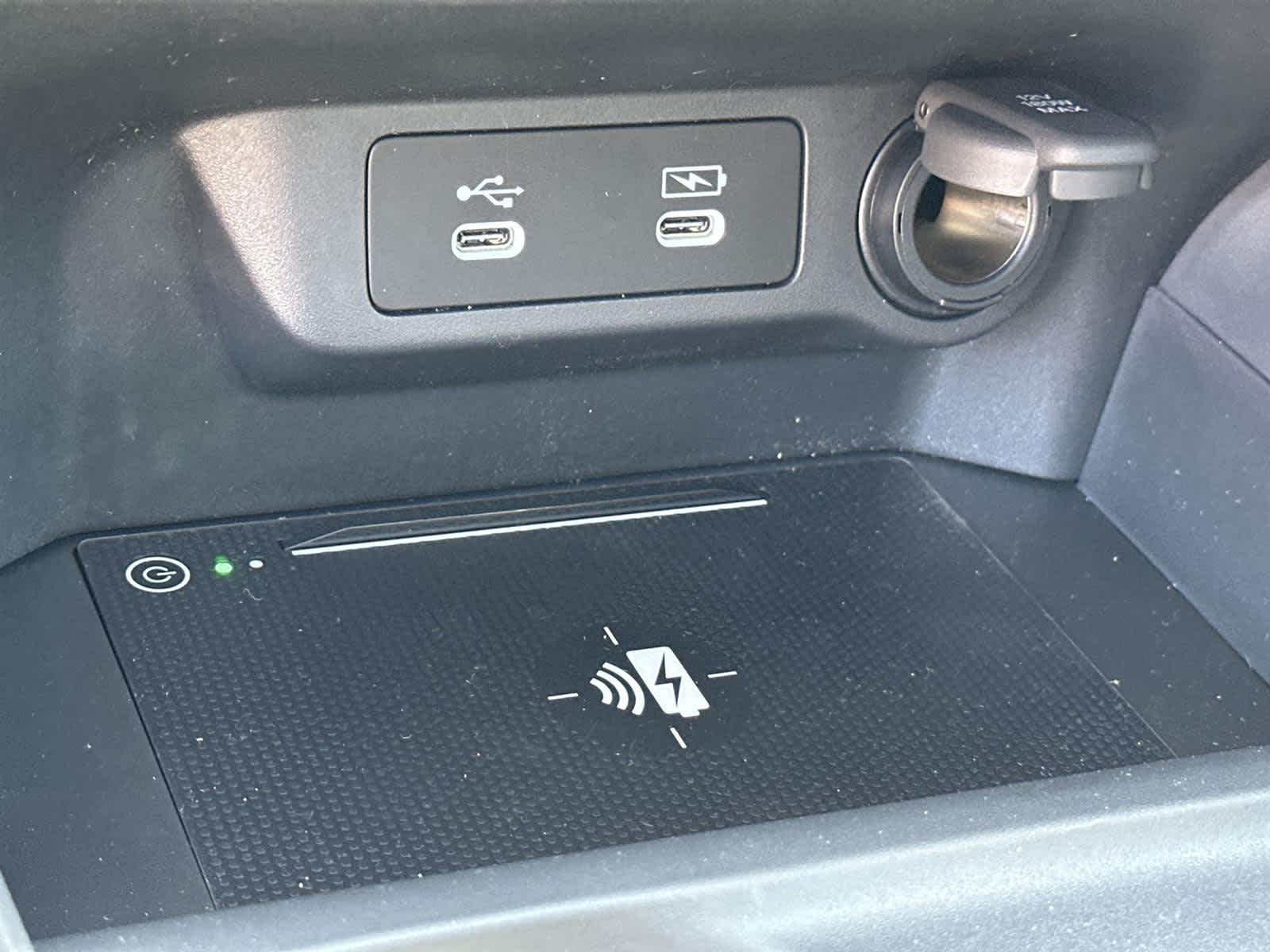 Thumbnail: 2025 Acura ADX - 25