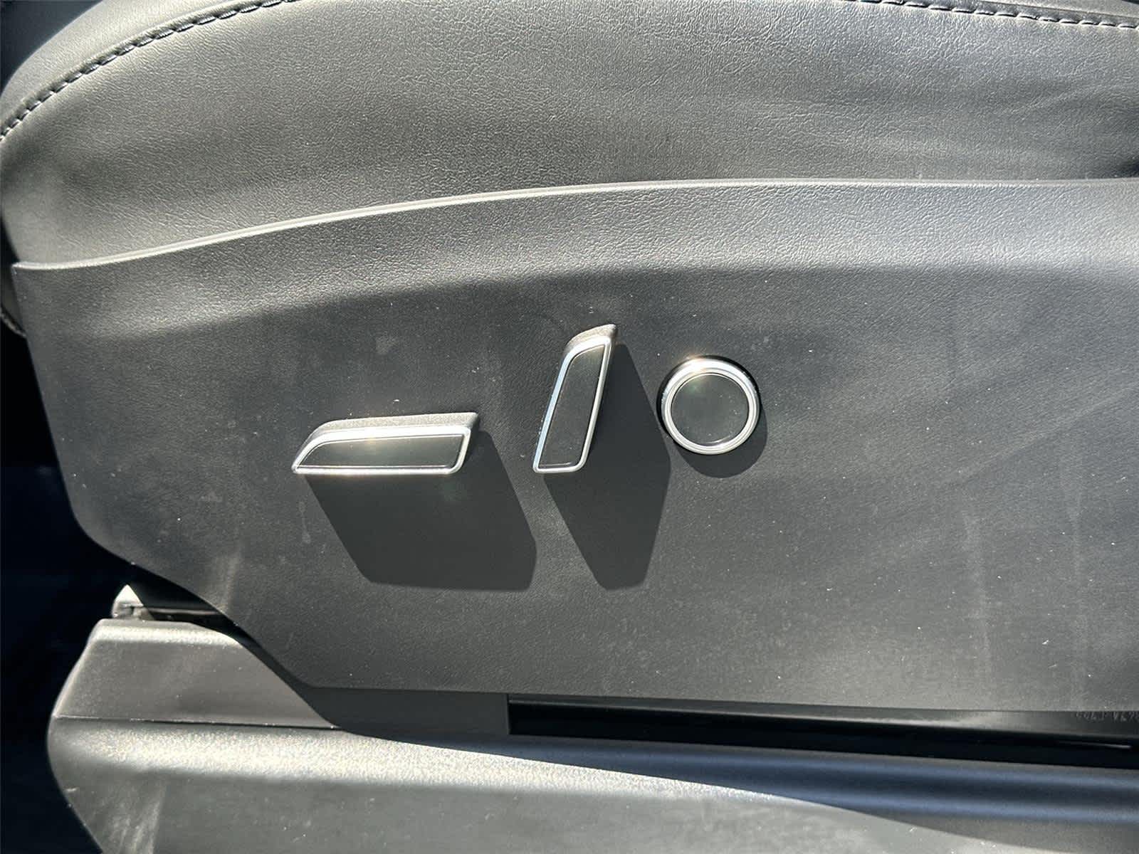 Thumbnail: 2024 Tesla Model X - 23