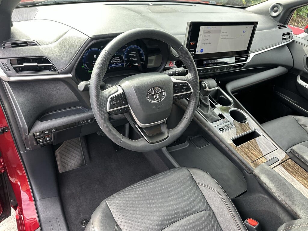 Used 2025 Toyota Sienna Limited Van