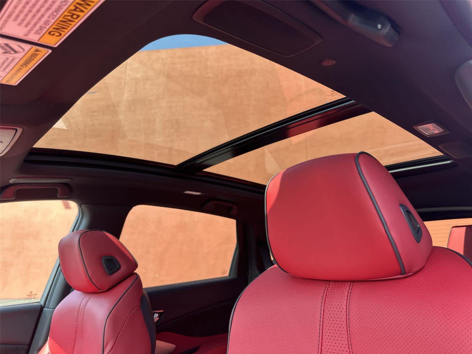 Thumbnail: 2026 Acura RDX - 32