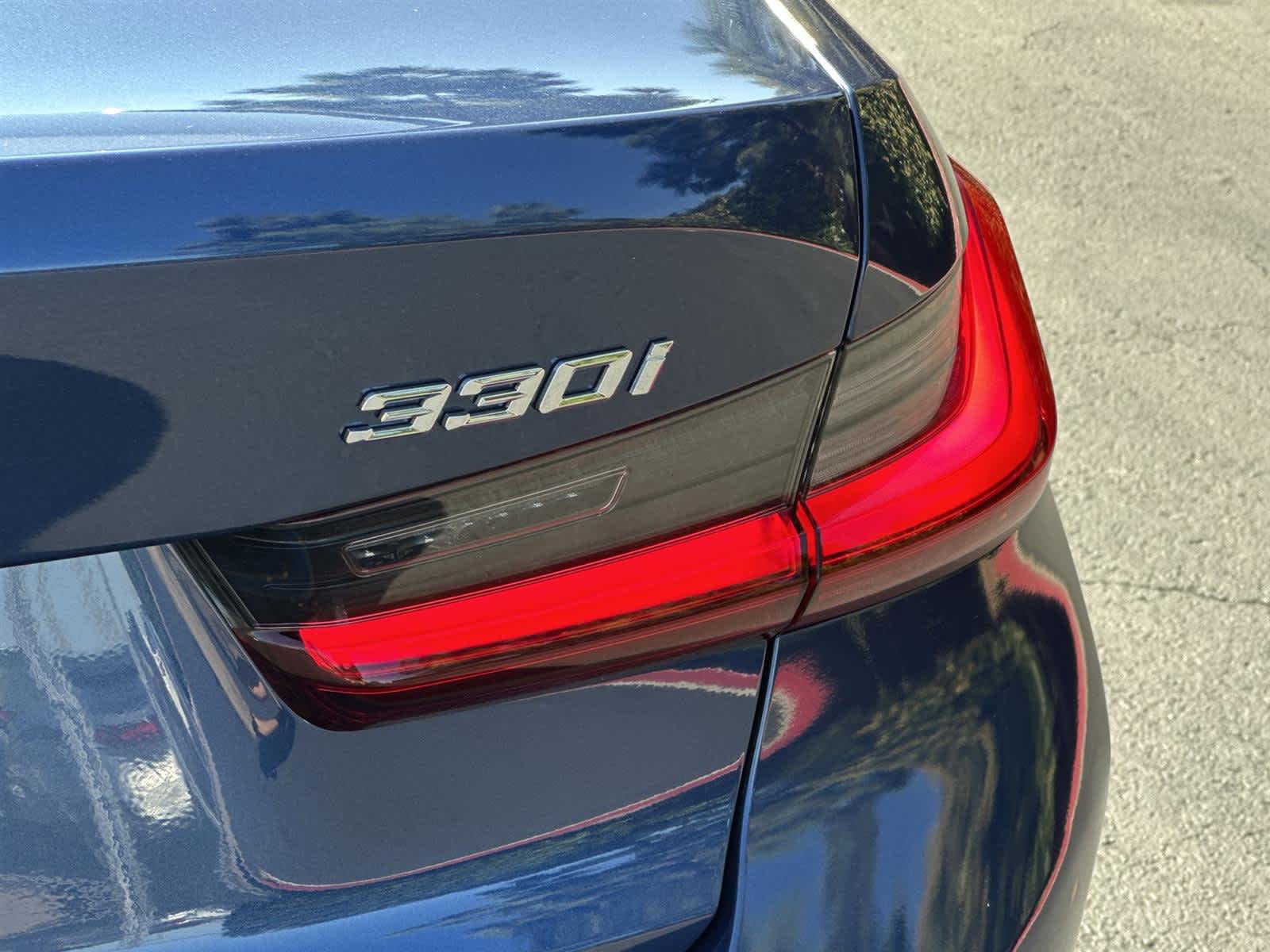 Thumbnail: 2022 BMW 3 Series - 7