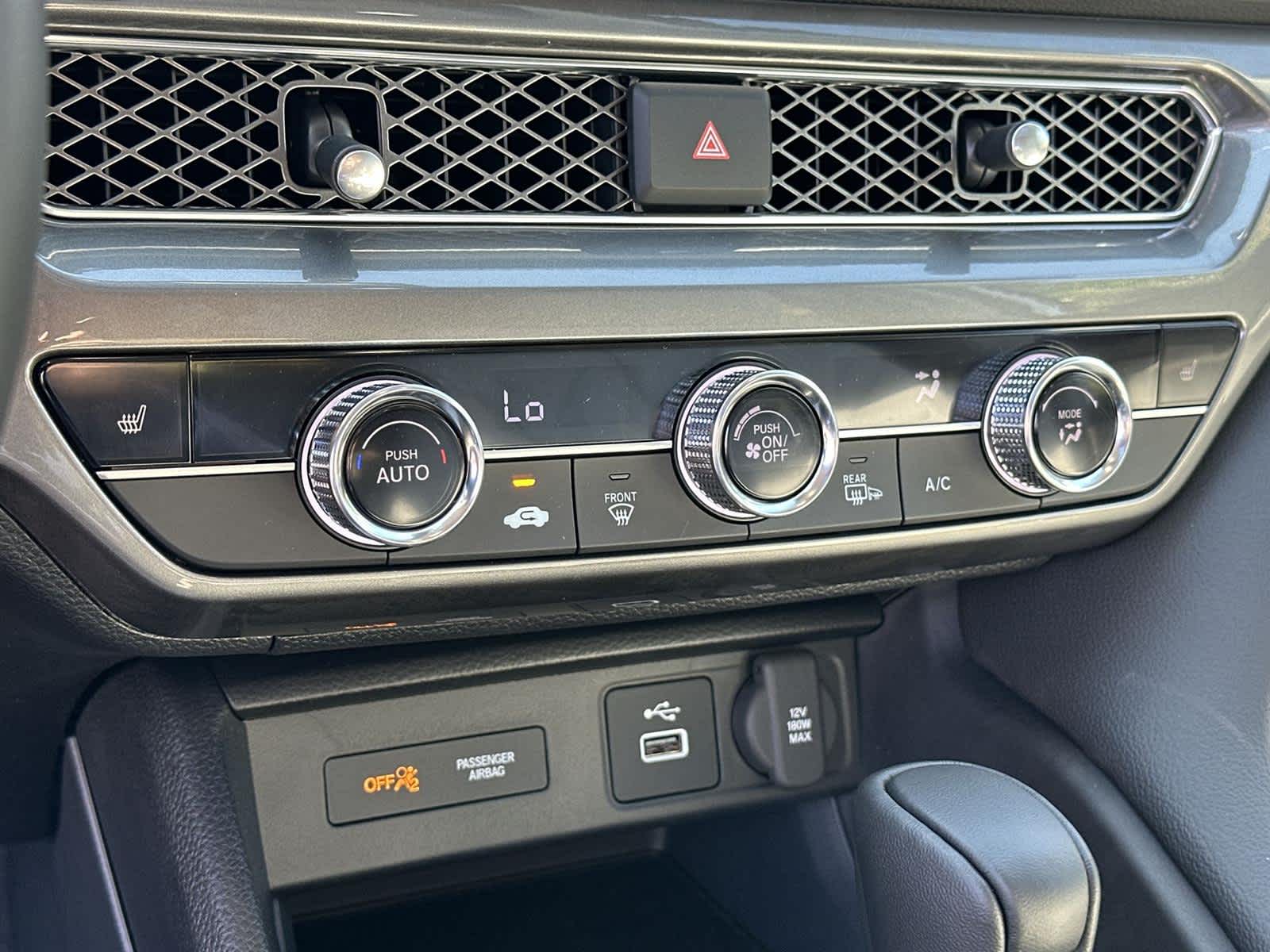 Thumbnail: 2025 Acura Integra - 28