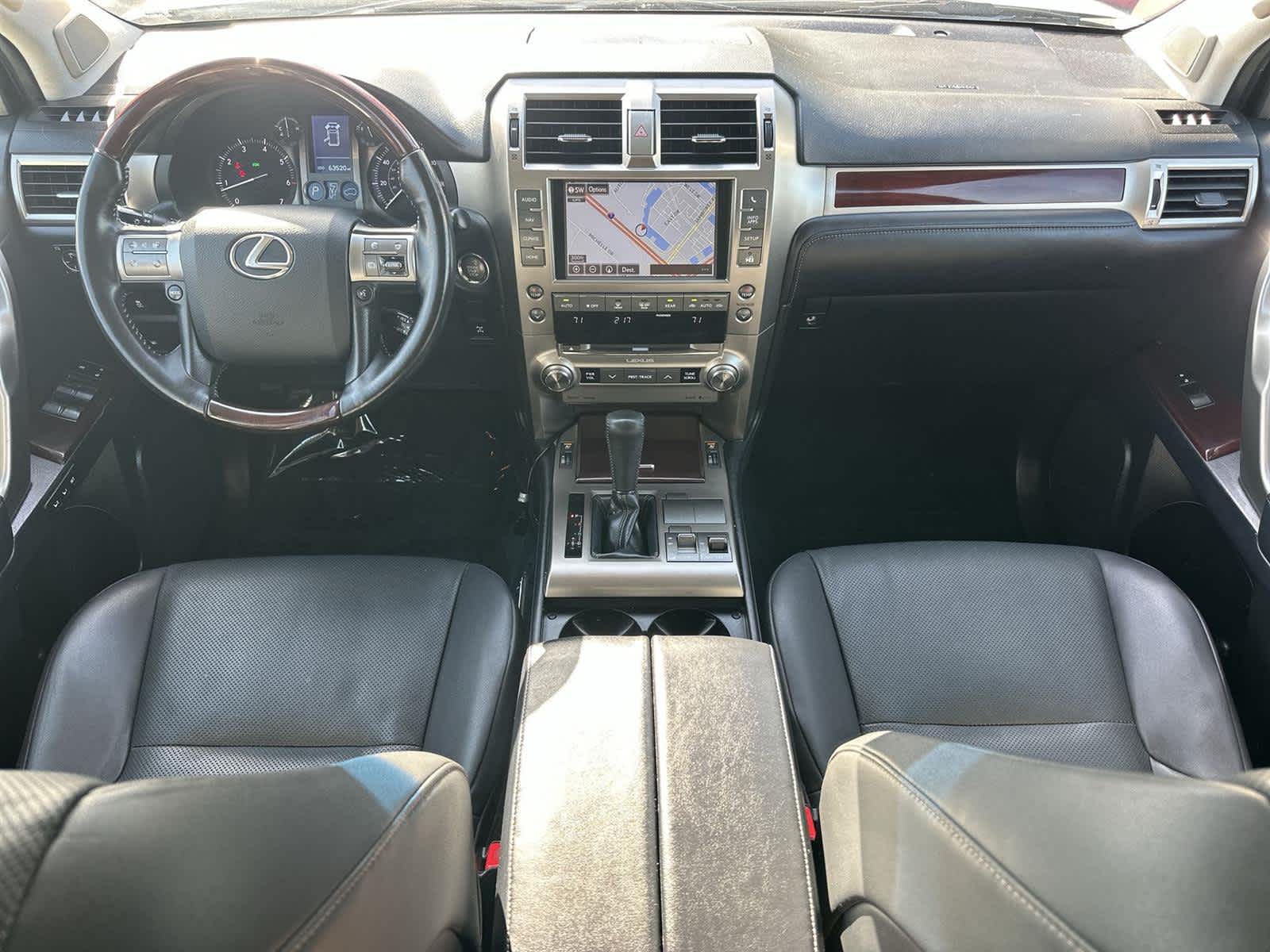 Thumbnail: 2019 Lexus GX - 10