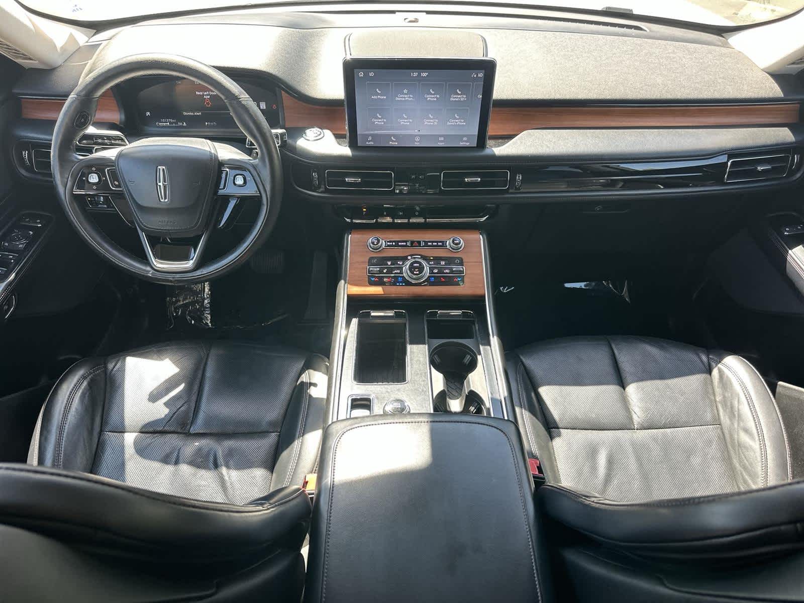 Thumbnail: 2020 Lincoln Aviator - 11