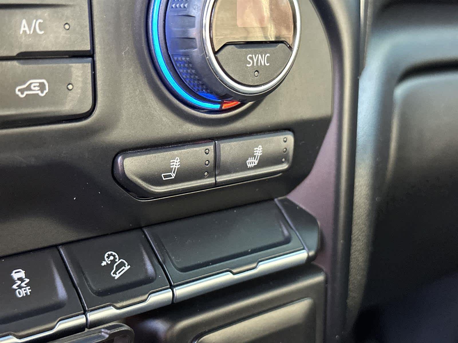 Thumbnail: 2019 Chevrolet Silverado 1500 - 25