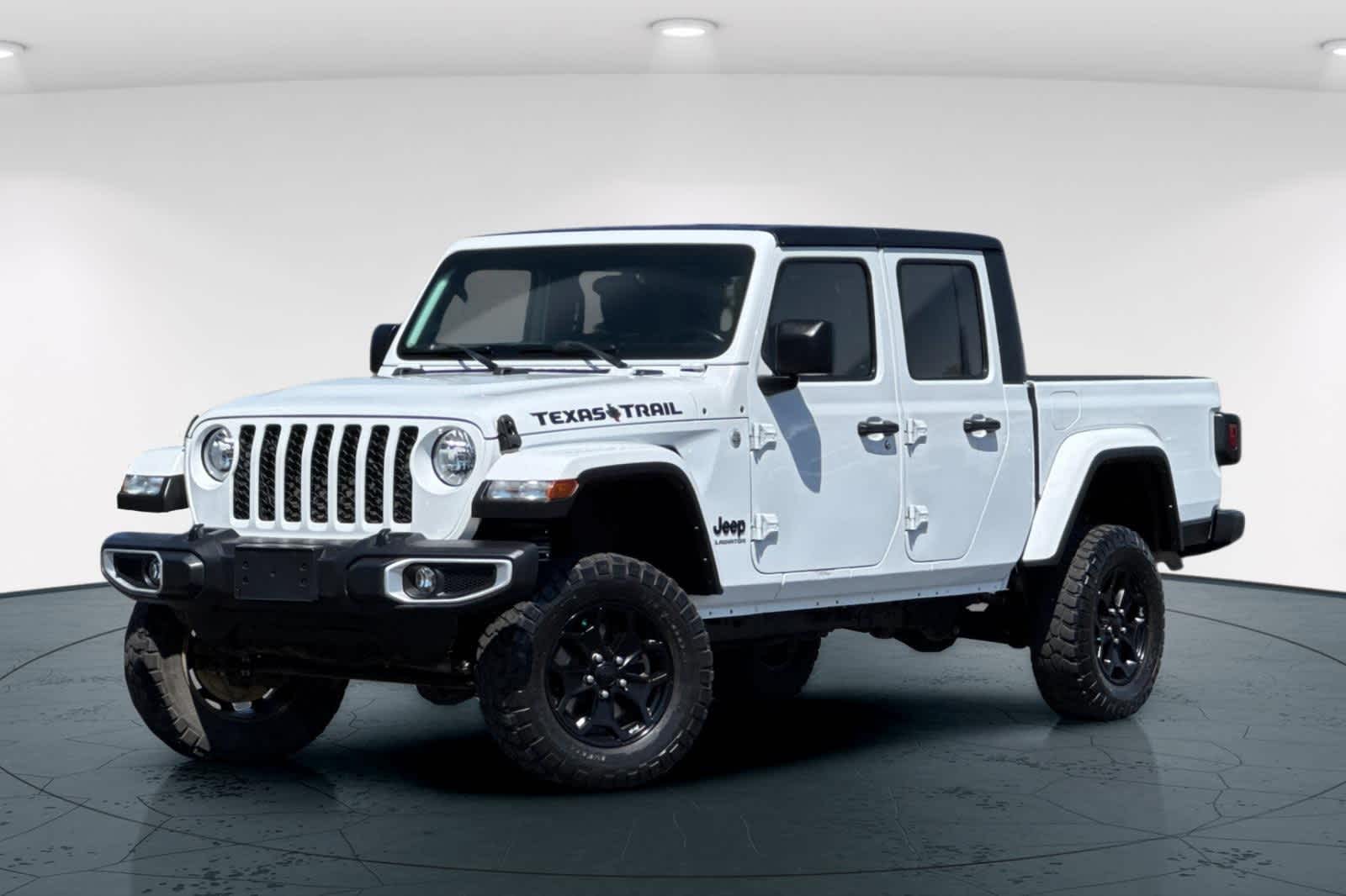 2021 Jeep Gladiator Sport Hero Image
