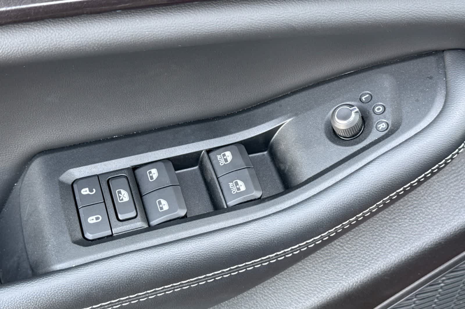 Thumbnail: 2023 Jeep Grand Cherokee - 13