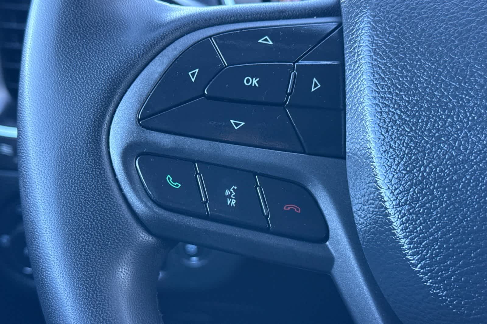 Thumbnail: 2022 Jeep Cherokee - 26