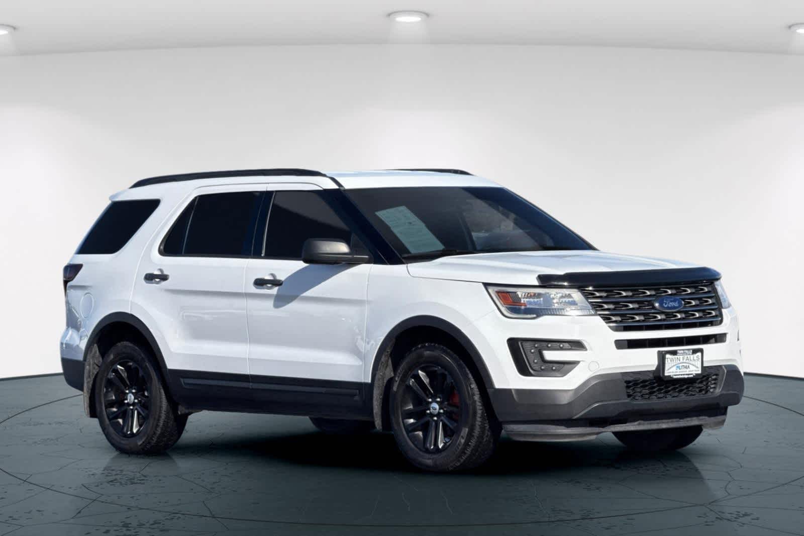 Thumbnail: 2017 Ford Explorer - 5