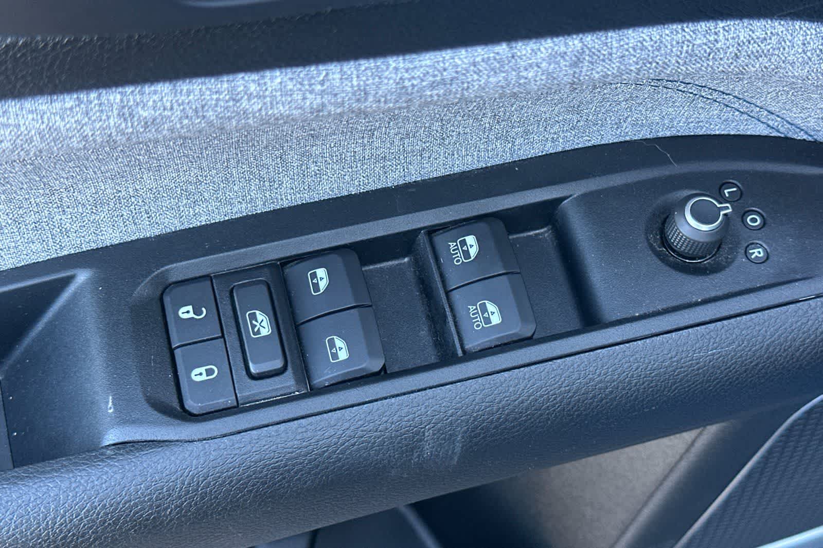 Thumbnail: 2022 Jeep Compass - 13