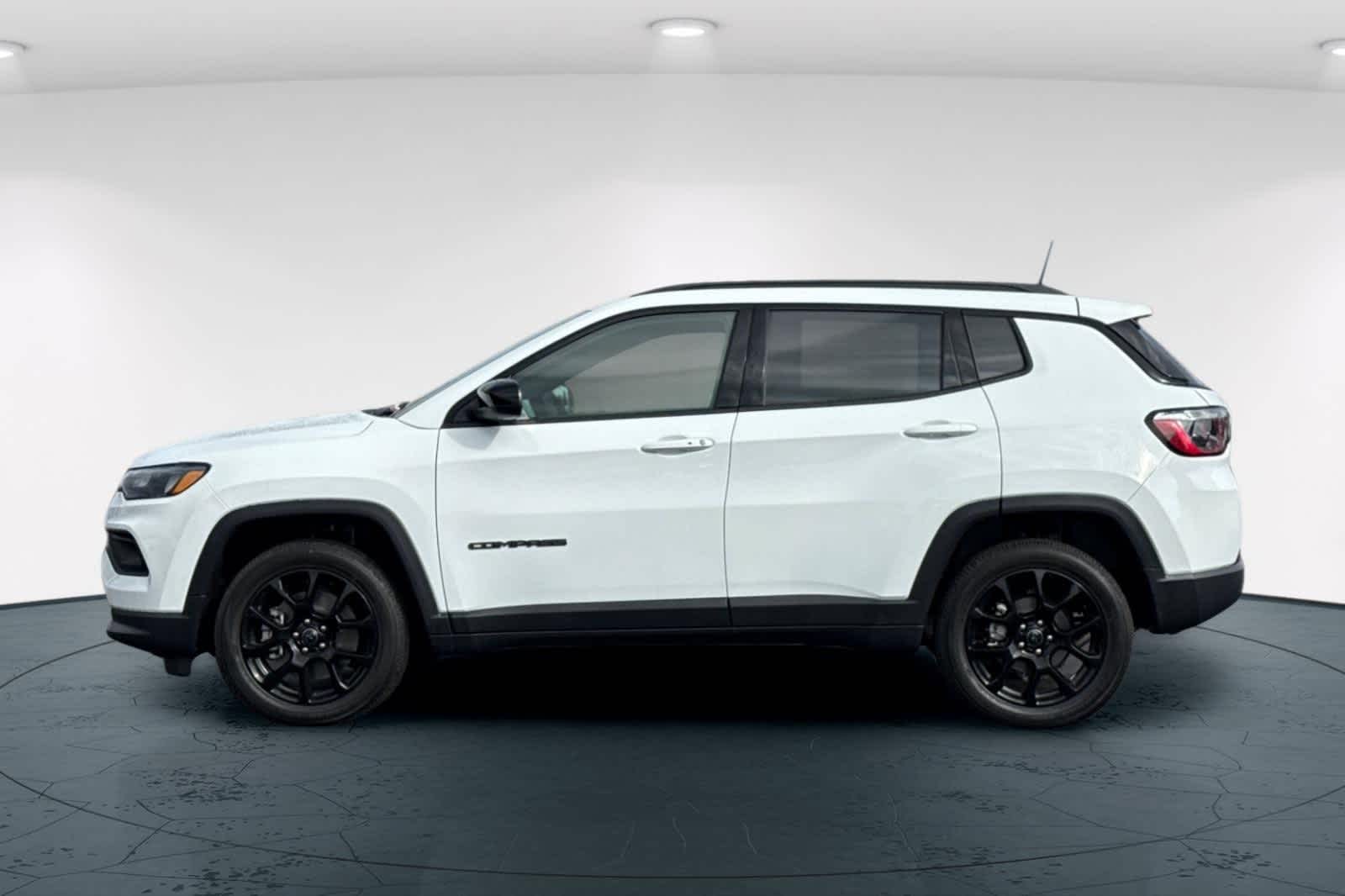 Thumbnail: 2026 Jeep Compass - 9