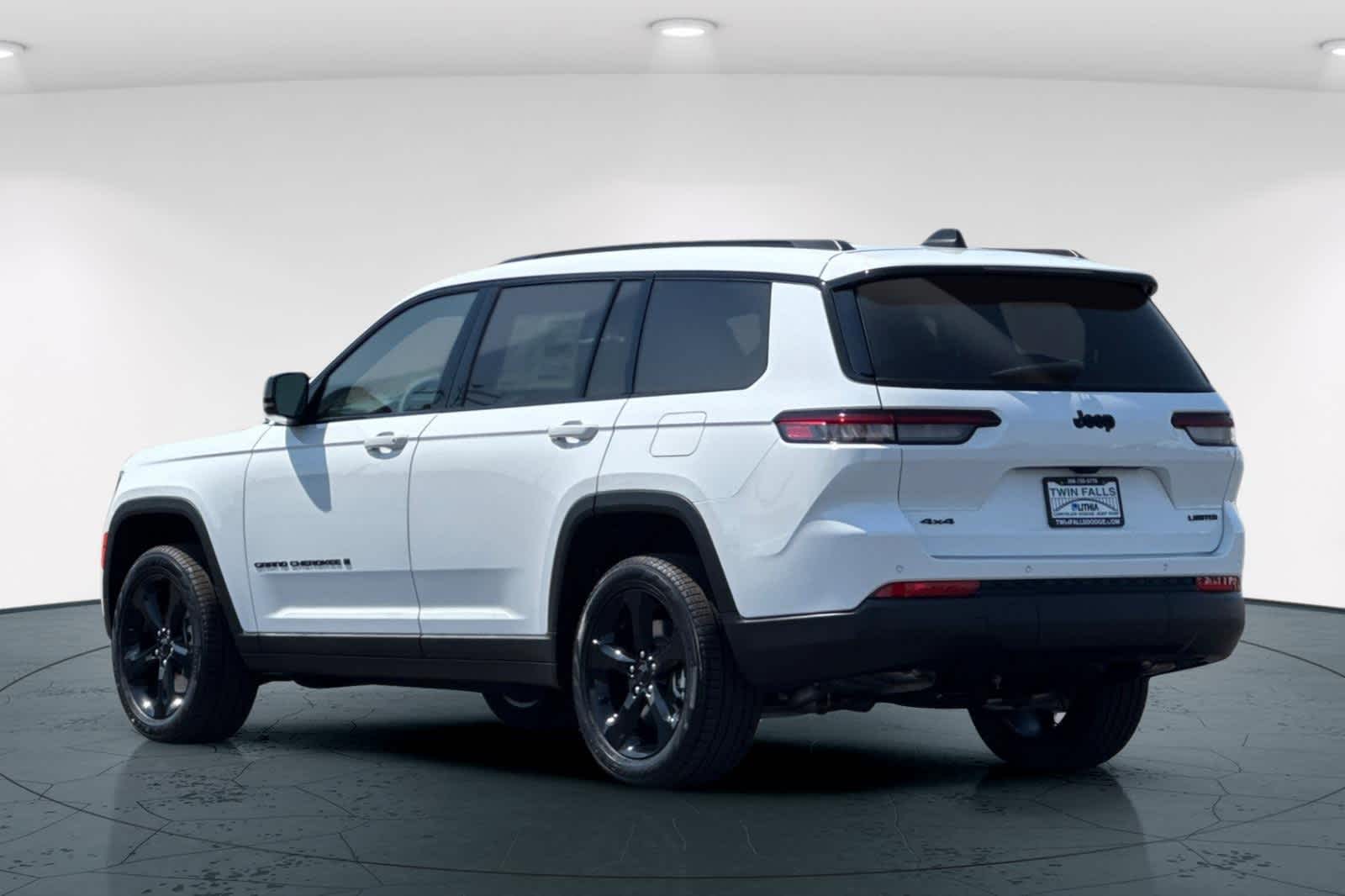 Thumbnail: 2025 Jeep Grand Cherokee - 8
