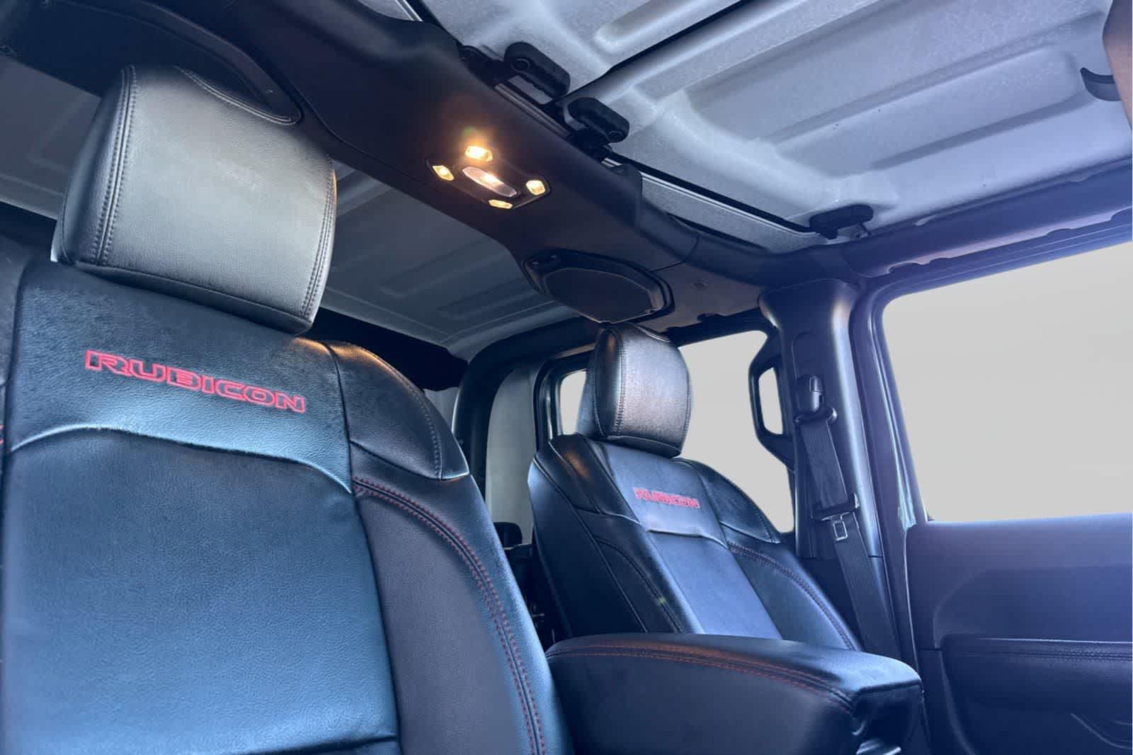 Thumbnail: 2020 Jeep Gladiator - 17