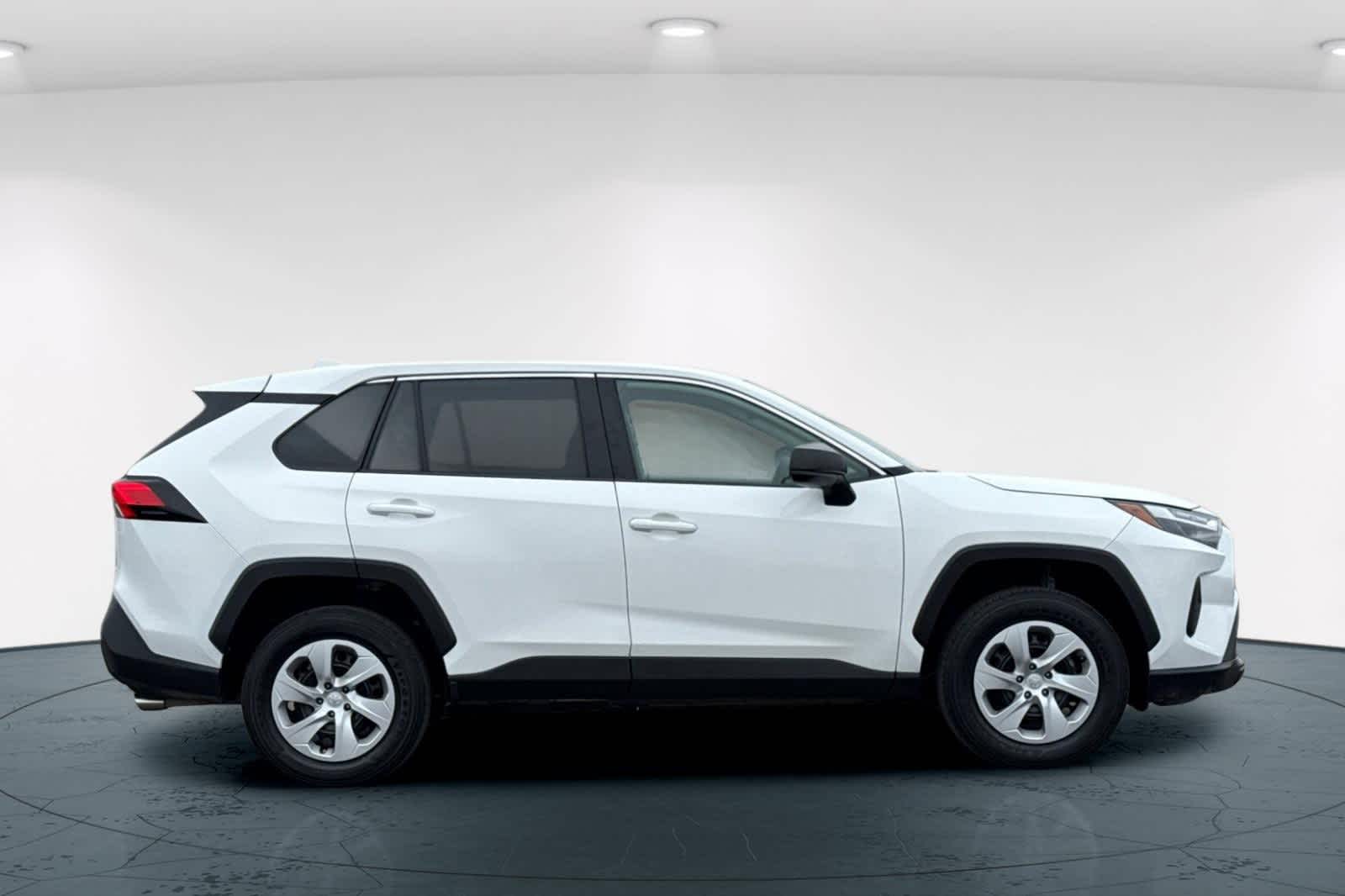 Thumbnail: 2024 Toyota RAV4 - 6