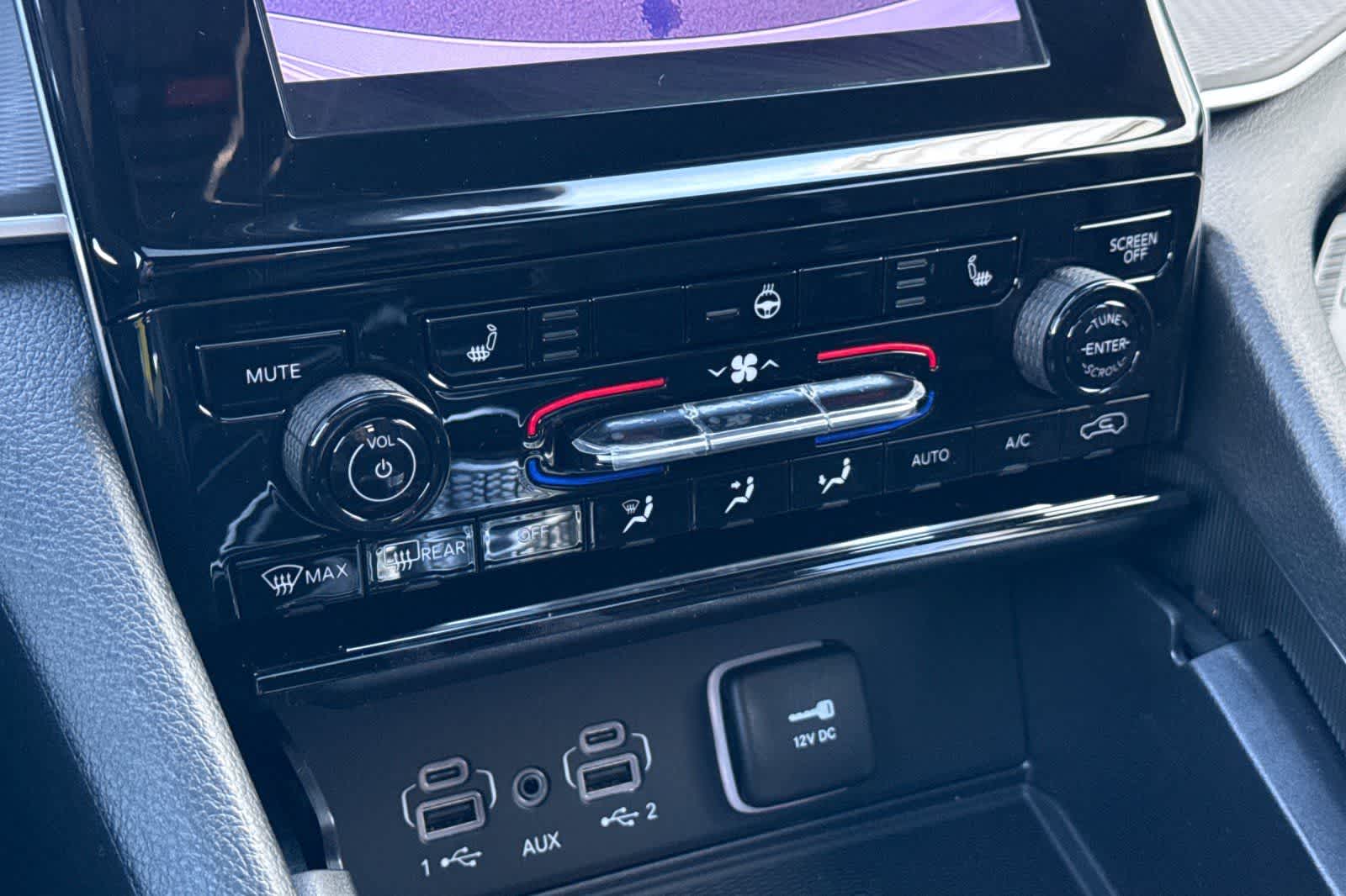 Thumbnail: 2025 Jeep Grand Cherokee - 22