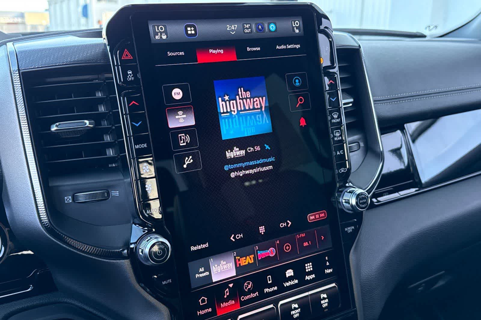 Thumbnail: 2026 RAM 1500 - 19