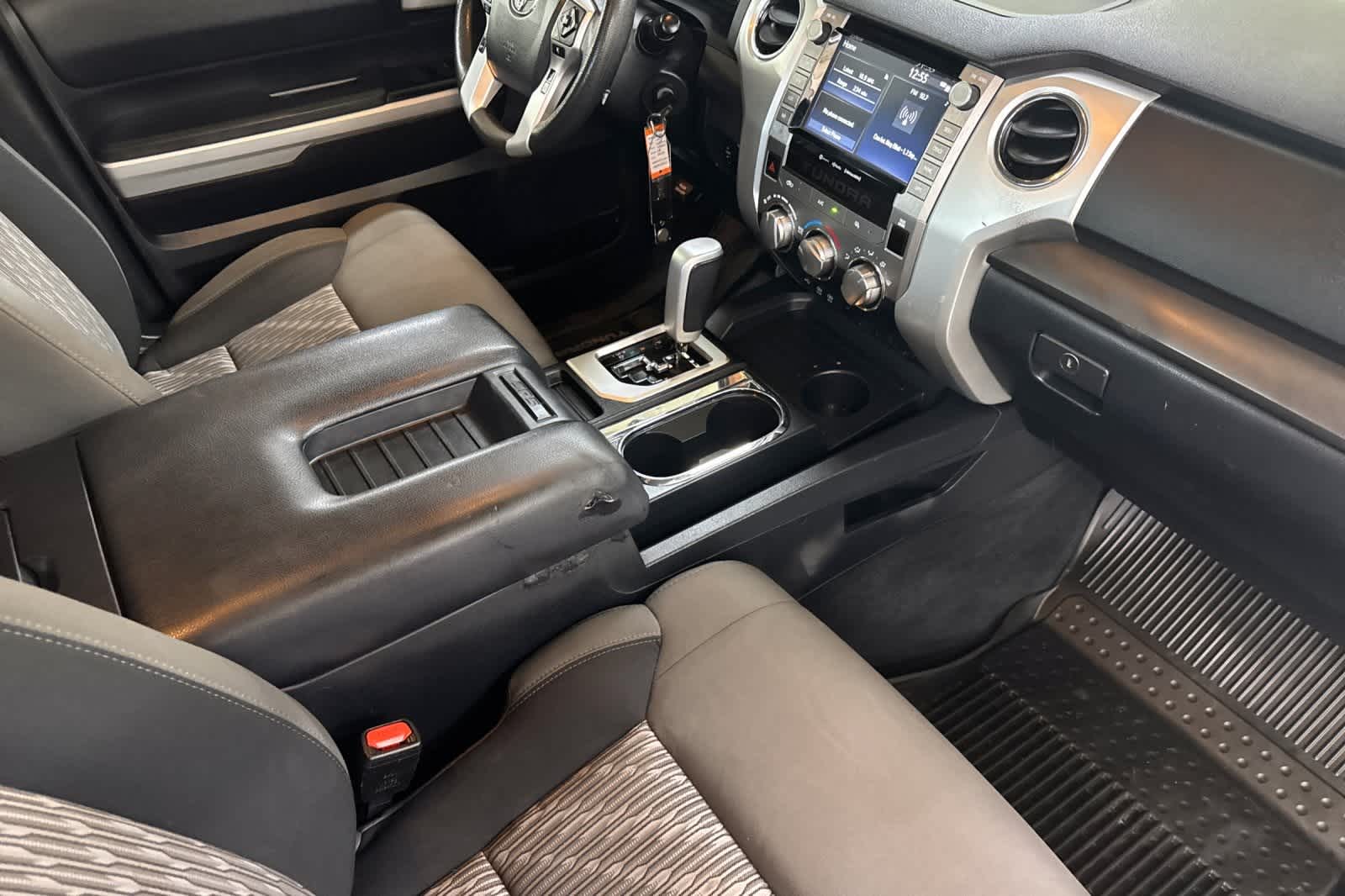 Thumbnail: 2020 Toyota Tundra - 15