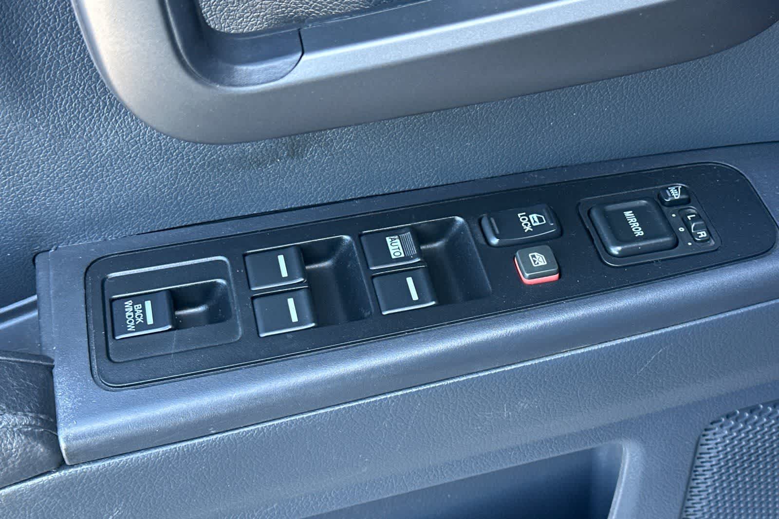 Thumbnail: 2010 Honda Ridgeline - 13