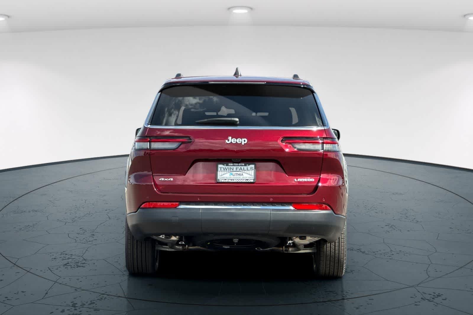Thumbnail: 2026 Jeep Grand Cherokee - 7