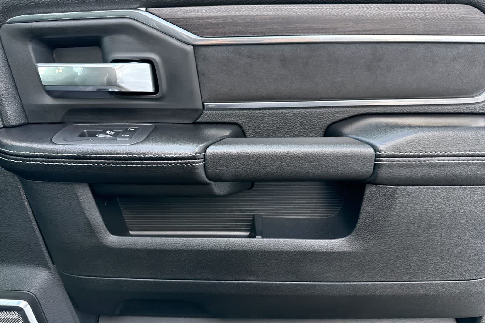 Thumbnail: 2026 RAM 3500 - 18