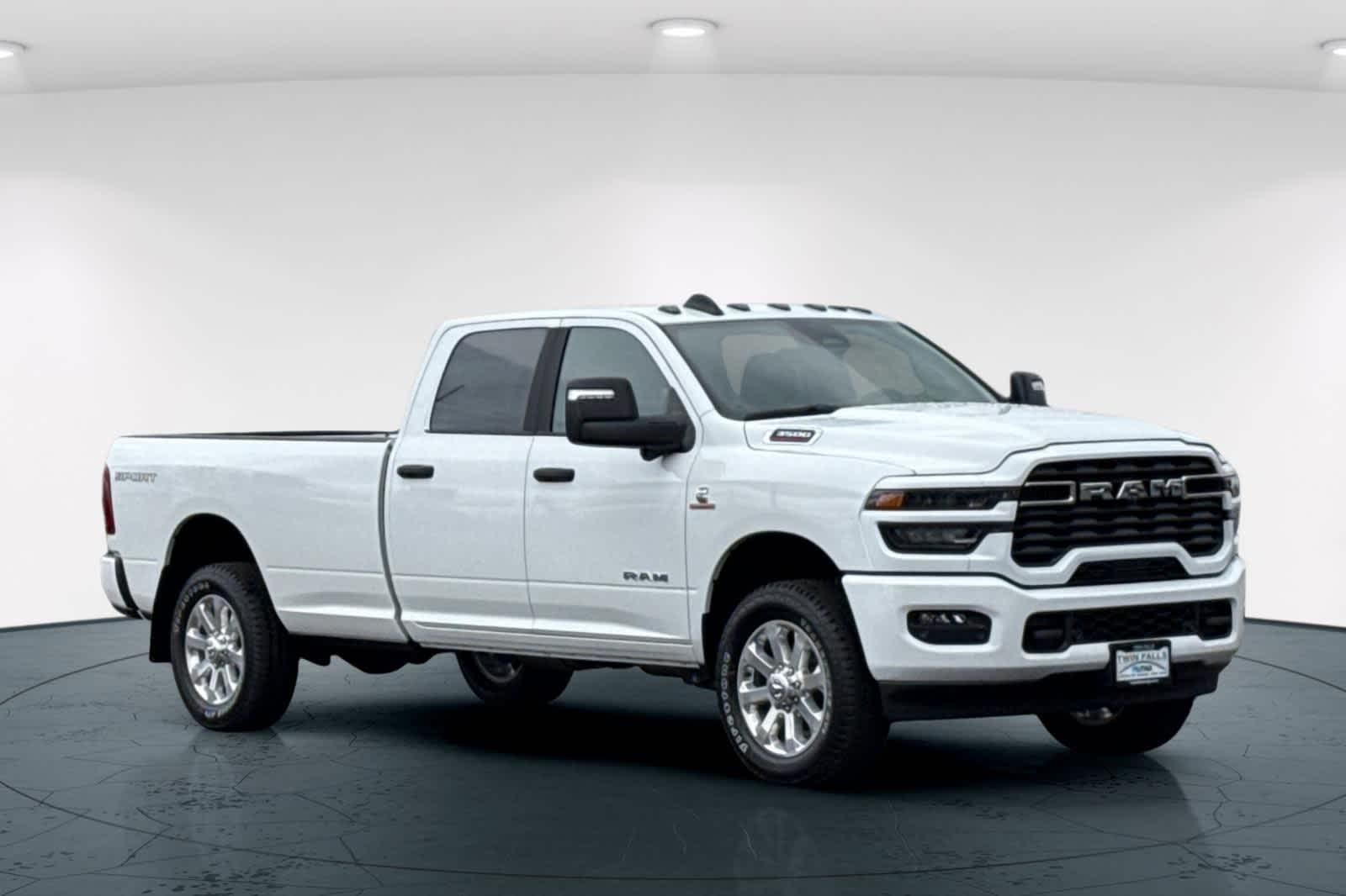 Thumbnail: 2026 RAM 3500 - 5
