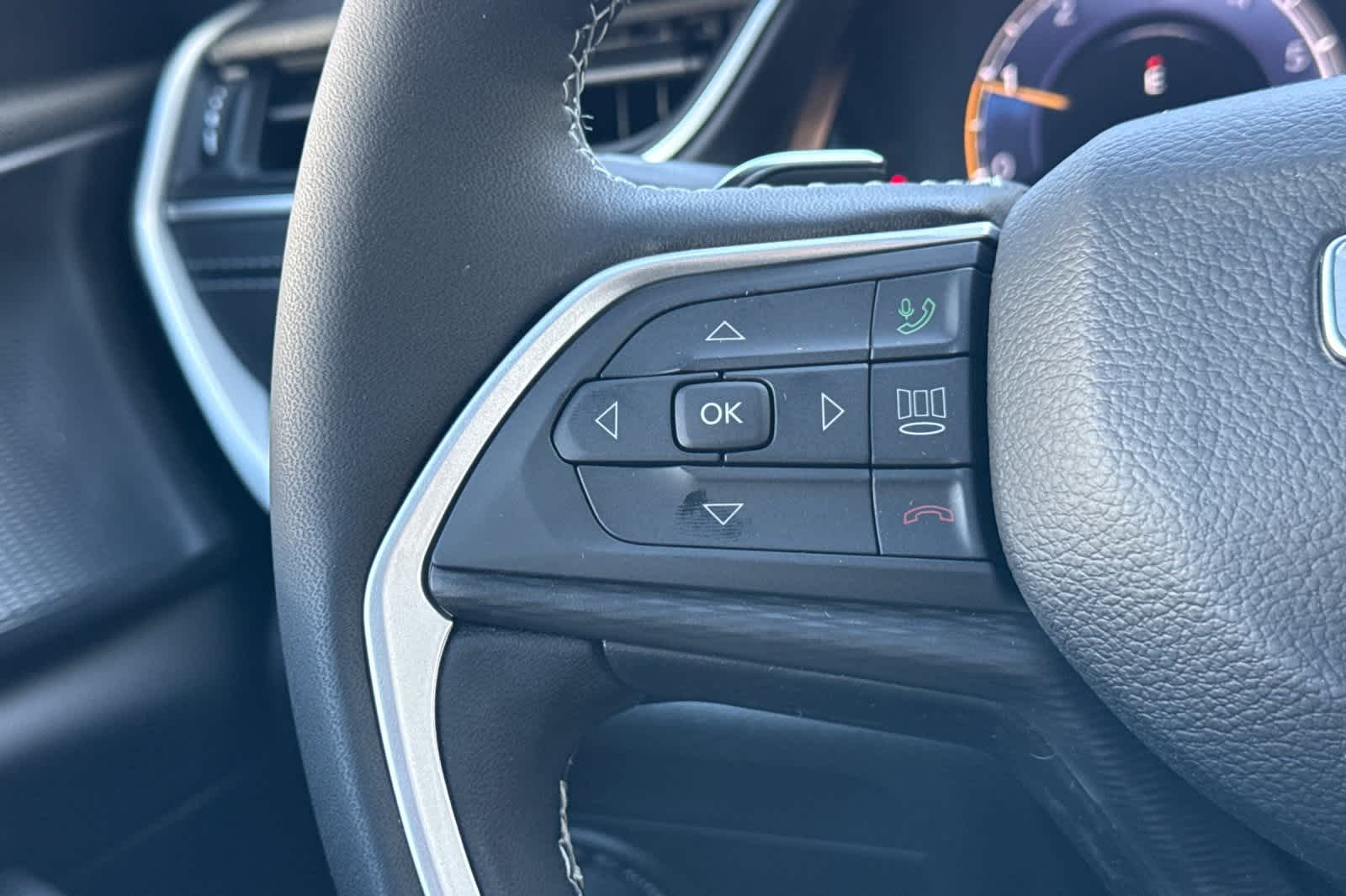 Thumbnail: 2025 Jeep Grand Cherokee - 26