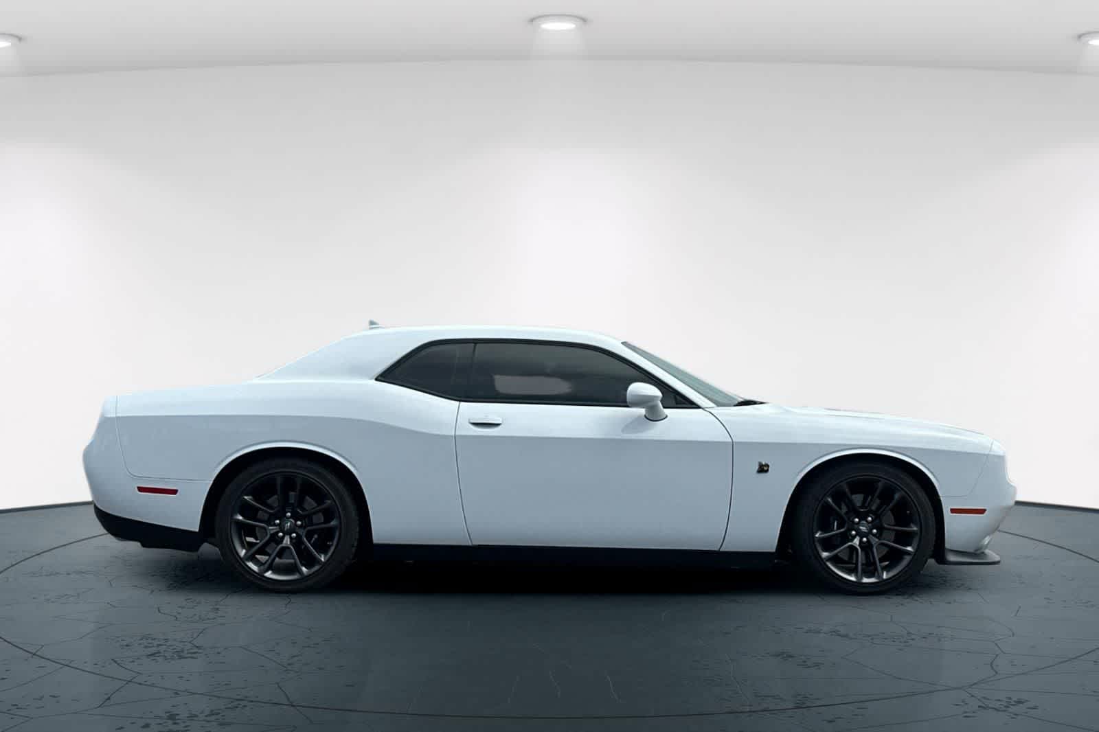 Thumbnail: 2021 Dodge Challenger - 6