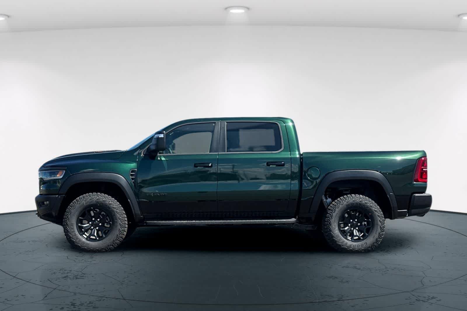 Thumbnail: 2026 RAM 1500 - 9