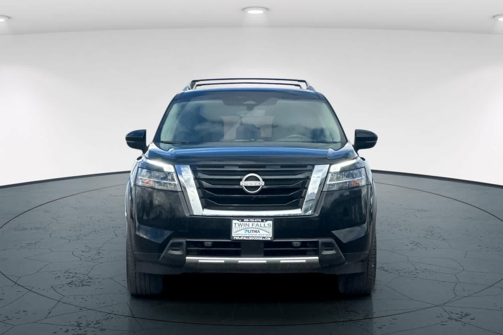Thumbnail: 2023 Nissan Pathfinder - 10