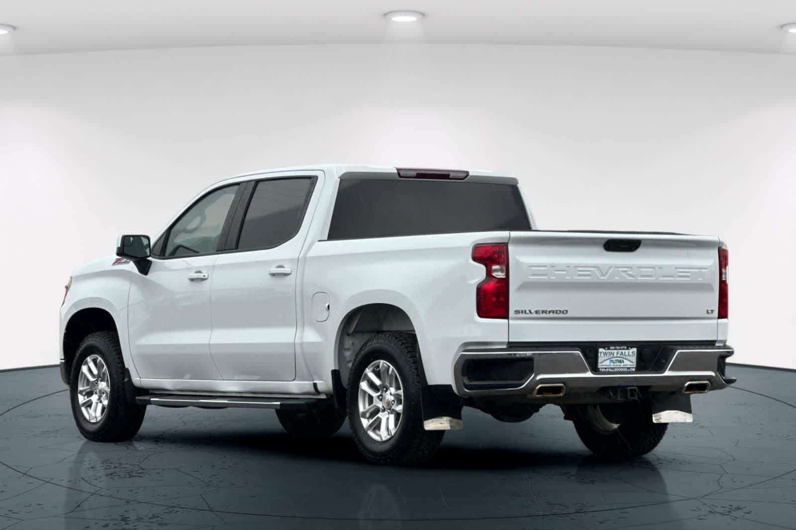 Thumbnail: 2022 Chevrolet Silverado 1500 - 8