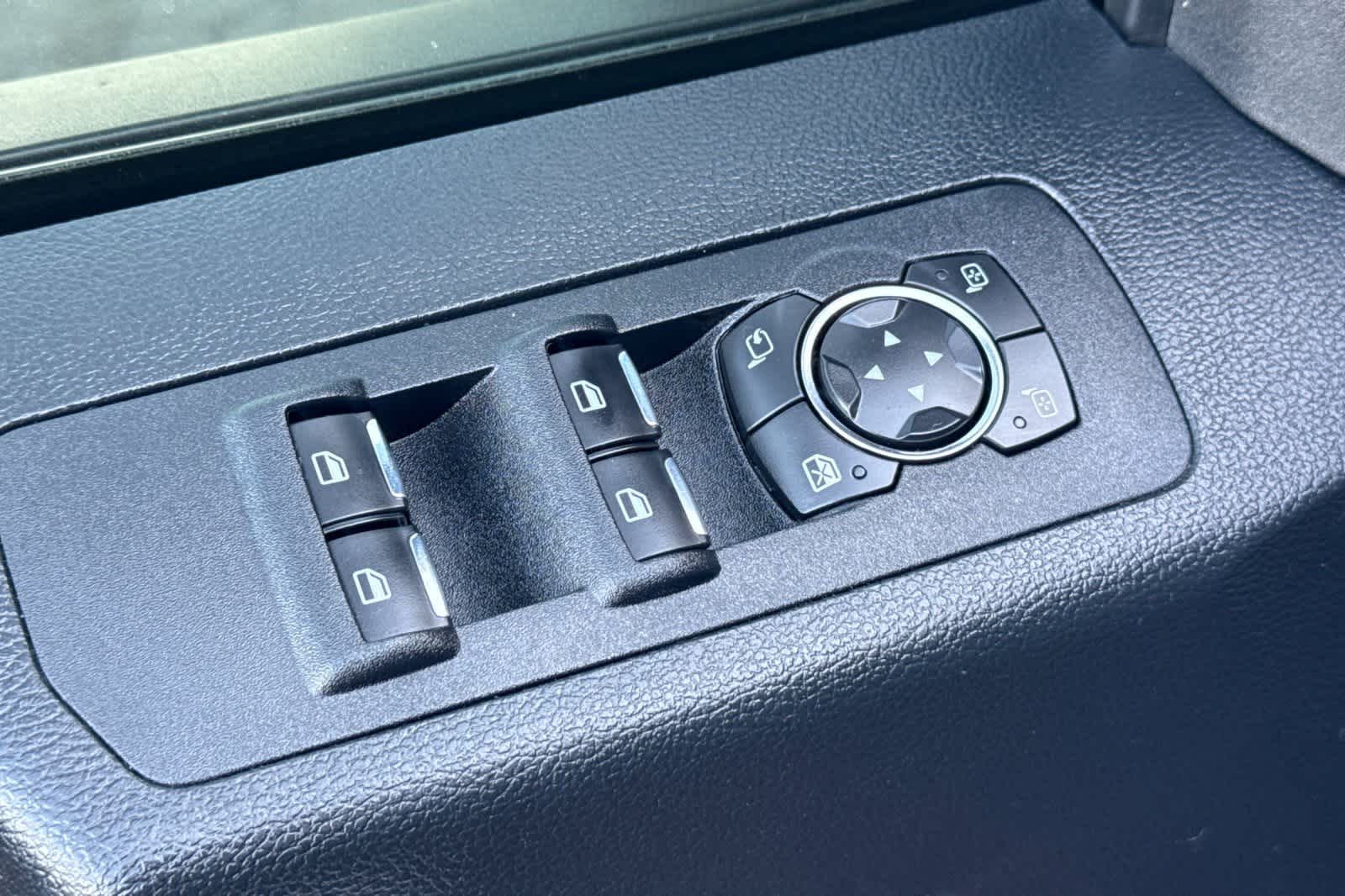 Thumbnail: 2015 Ford F-150 - 13