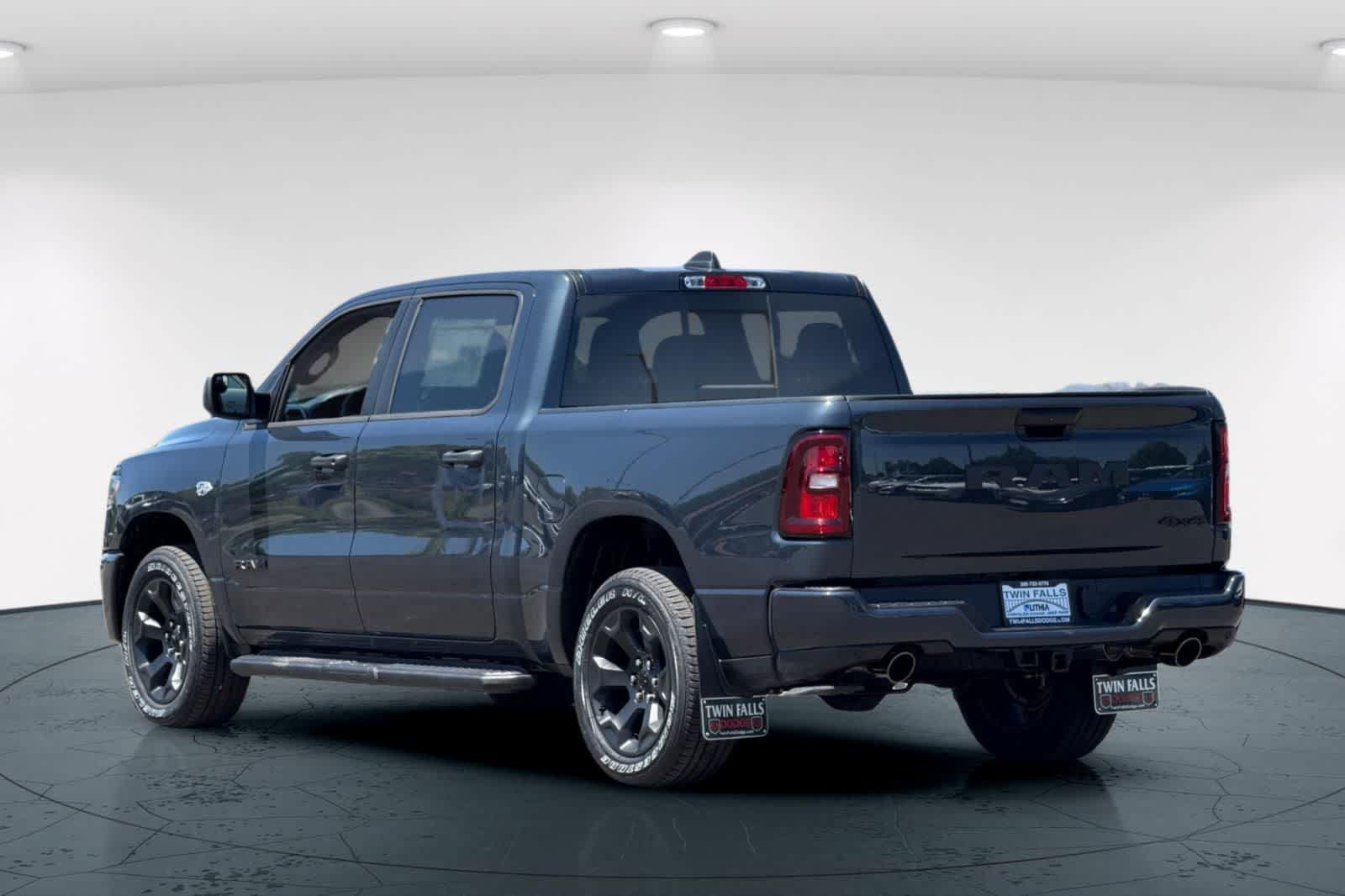 Thumbnail: 2026 RAM 1500 - 8