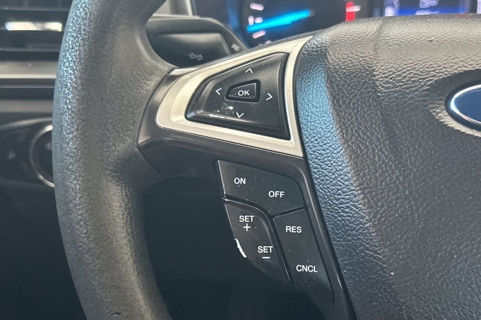 Thumbnail: 2014 Ford Fusion - 23