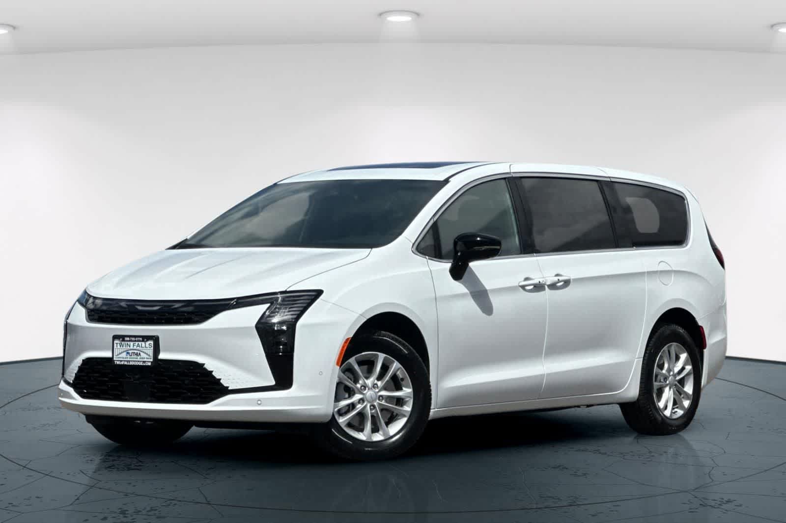 2027 Chrysler Pacifica Select AWD's photo