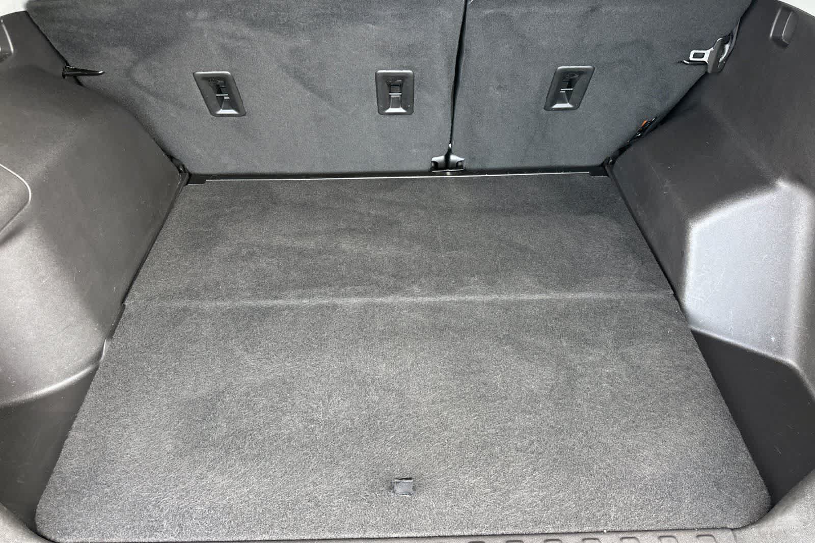 Thumbnail: 2024 GMC Terrain - 16