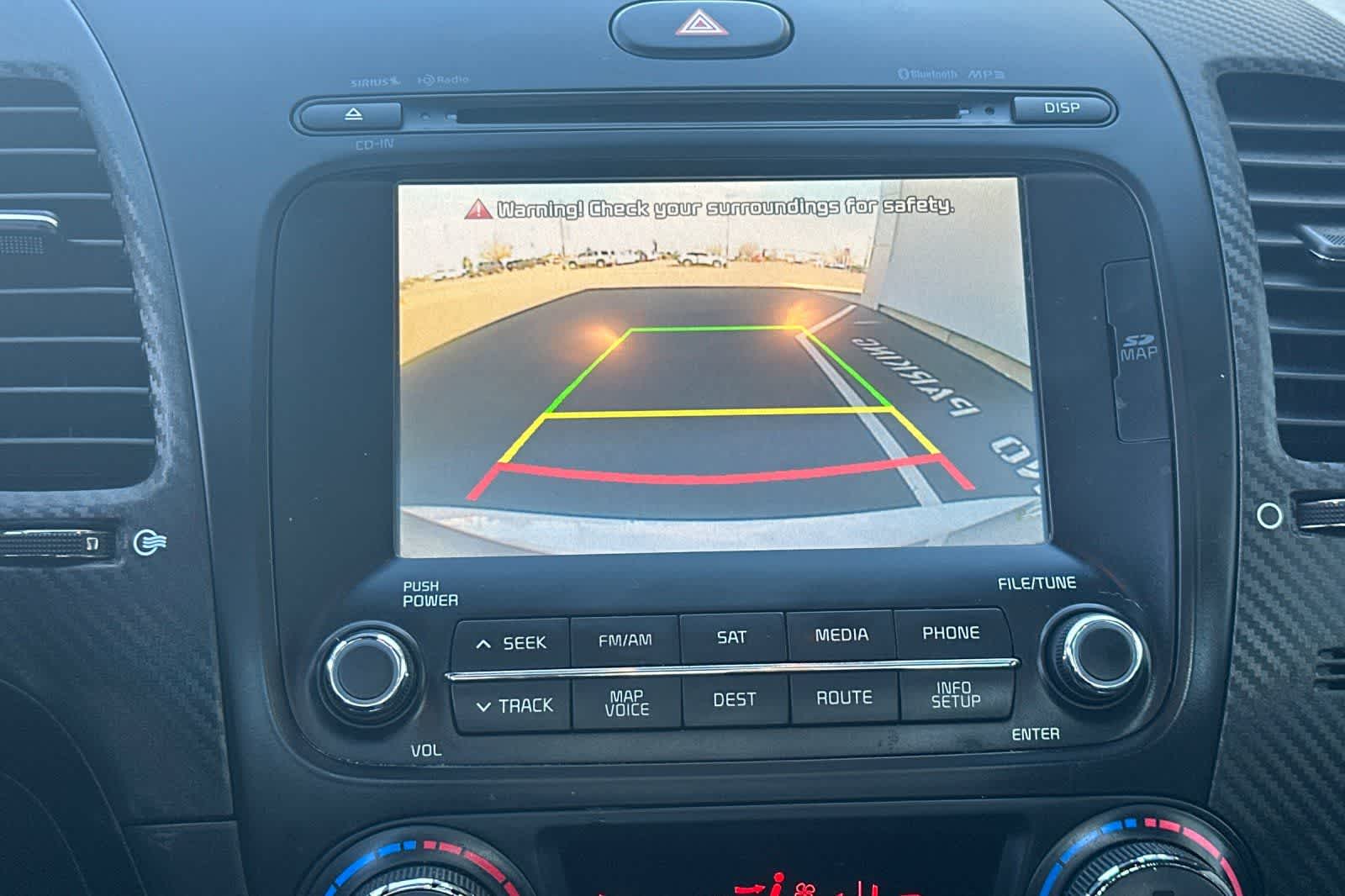 Thumbnail: 2016 Kia Forte - 21