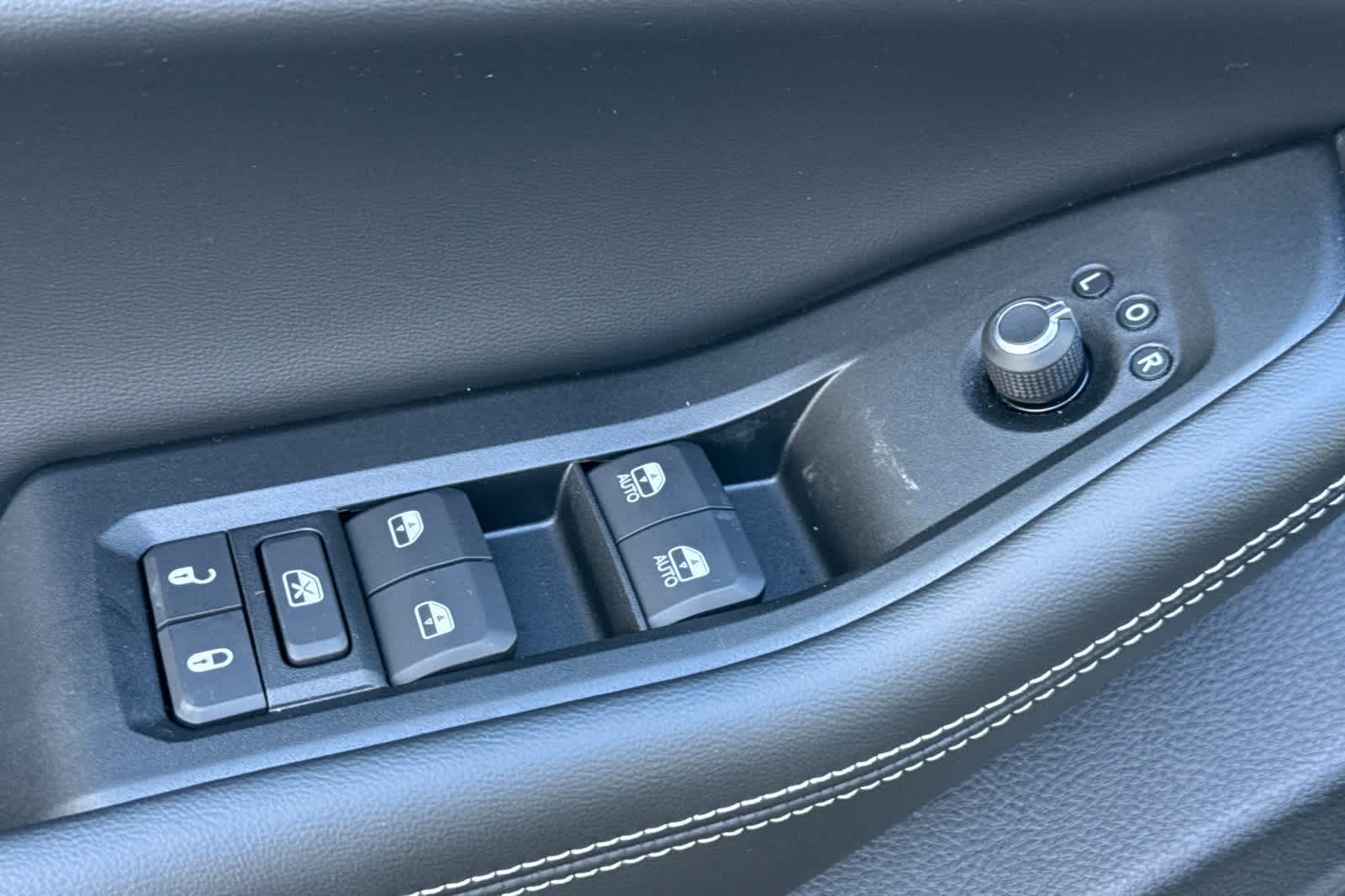 Thumbnail: 2026 Jeep Grand Cherokee - 13