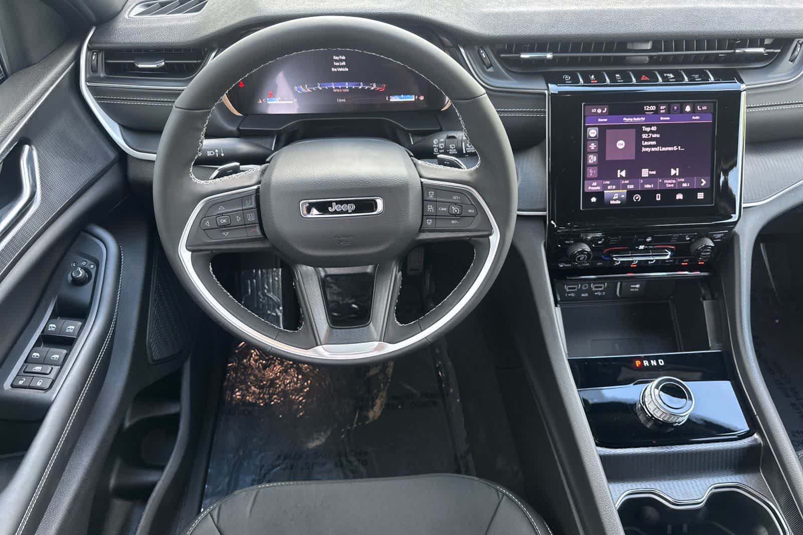 Thumbnail: 2026 Jeep Grand Cherokee - 14