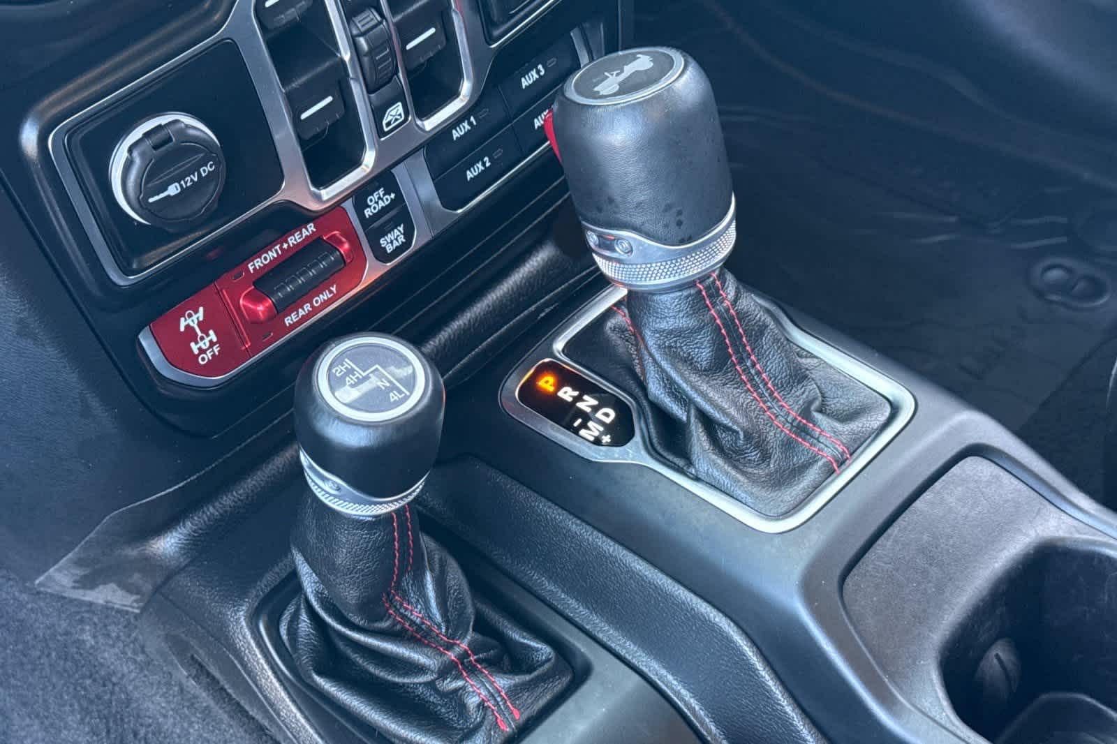 Thumbnail: 2021 Jeep Wrangler - 24