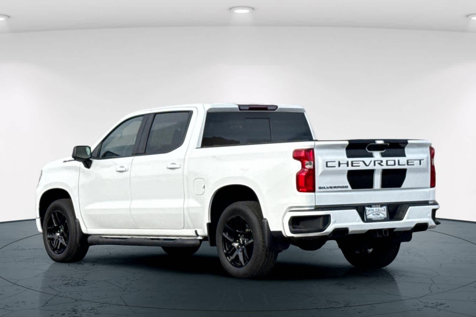 Thumbnail: 2023 Chevrolet Silverado 1500 - 8