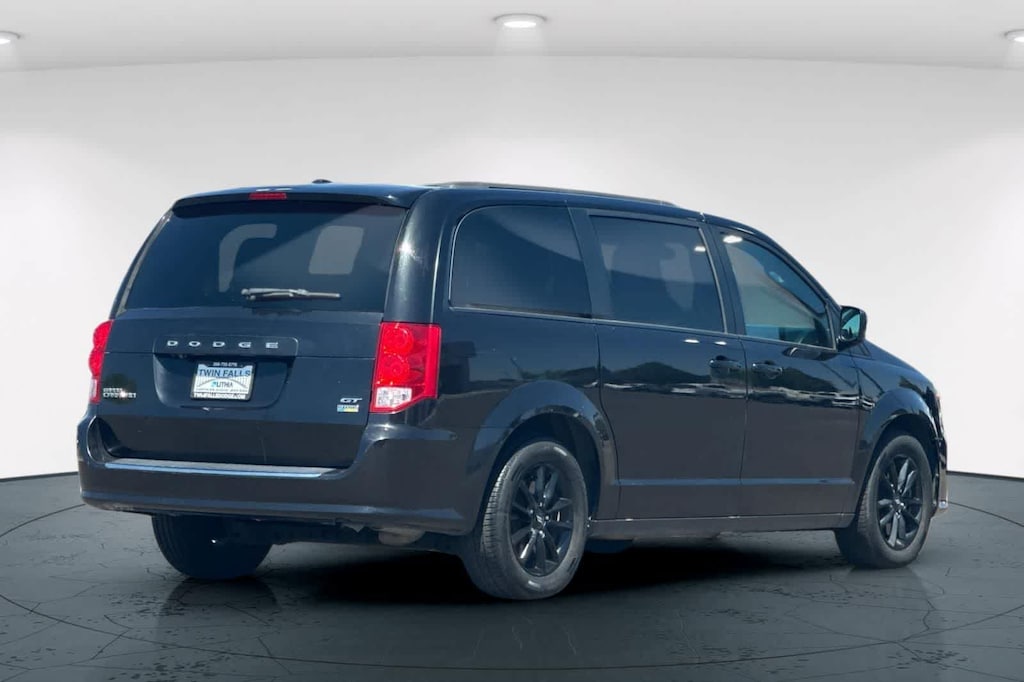 Used 2019 Dodge Grand Caravan GT Van Passenger Van