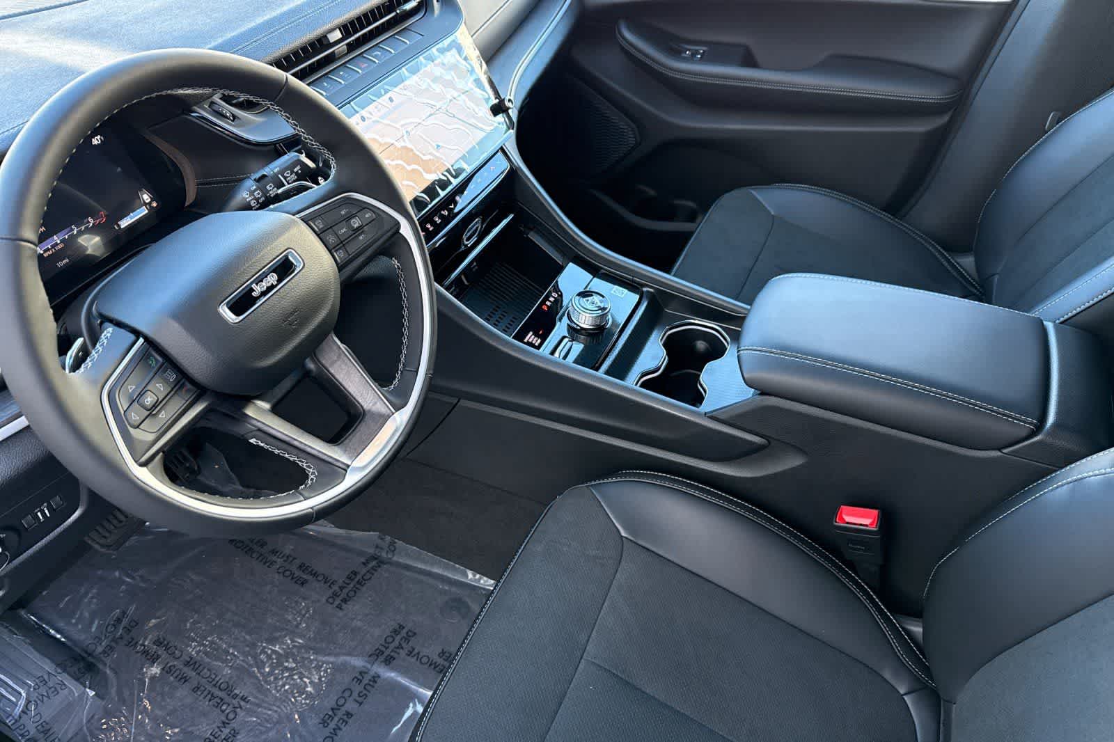 Thumbnail: 2026 Jeep Grand Cherokee - 11