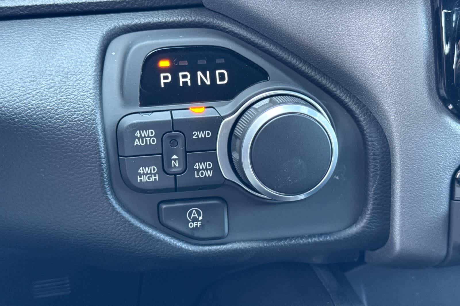 Thumbnail: 2025 RAM 1500 - 22