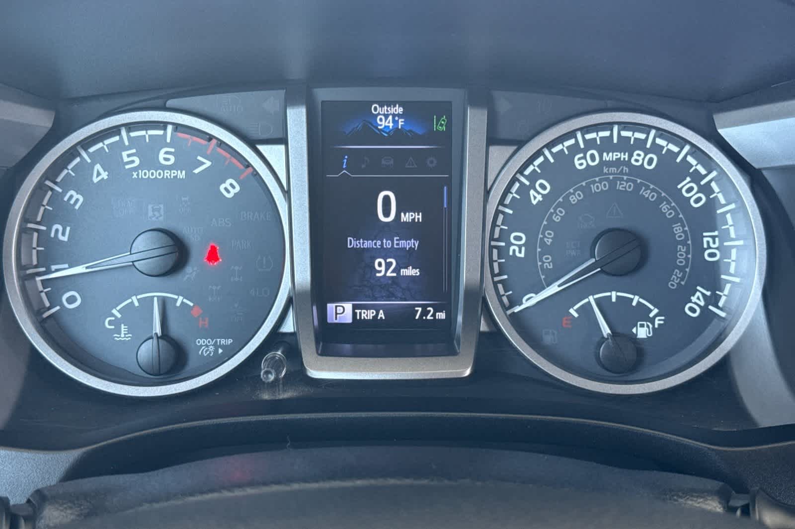 Thumbnail: 2018 Toyota Tacoma - 25